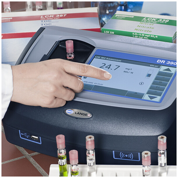 DR3900 Vis Spektrofotometer m/RFID +LOC LOC100 
